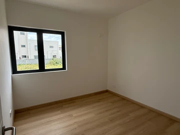 4 Bedroom Townhouse, Duplex