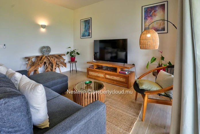 Short Term Rental - To contact Sharon