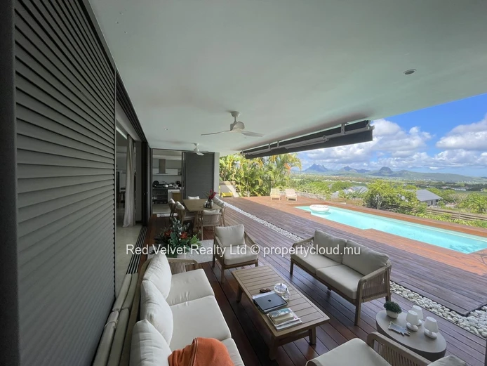Villa de luxe à vendre à Mont Piton | Vue mer et montagne | 4 chambres