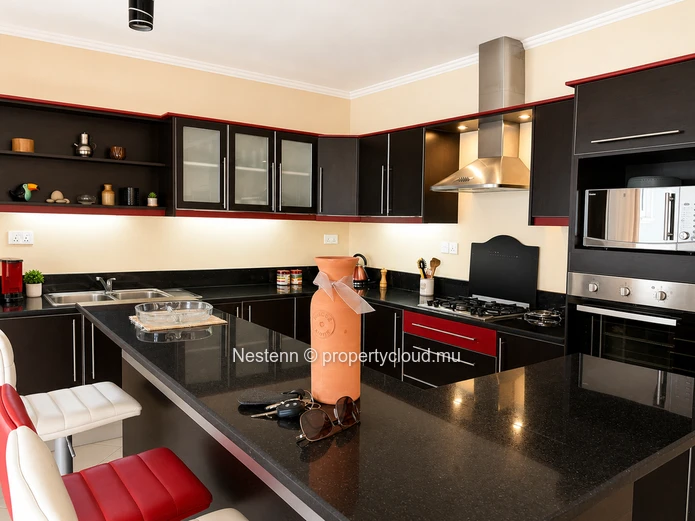 Charmant appartement de 2 chambres avec piscine et parking sécurisé