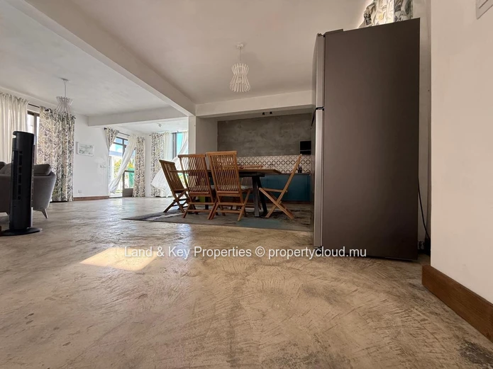 Villa Avec Appartement Indépendant À Vendre – Morcellement Balinéa, Trou D’Eau Douce