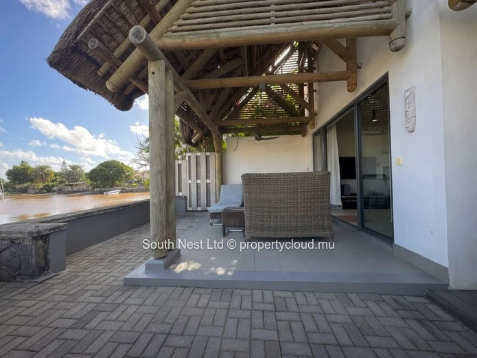 Superbe Appartement 2 Chambres avec Jardin