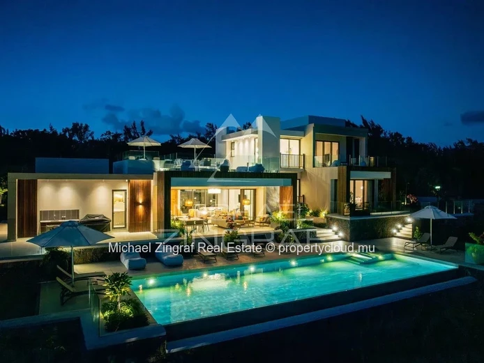 Exceptional Villa with Panoramic Views in Anahita