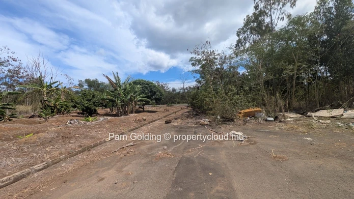 Balaclava – Terrain à vendre – Pam Golding Mauritius