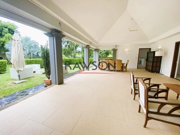 4 Bedroom Villa