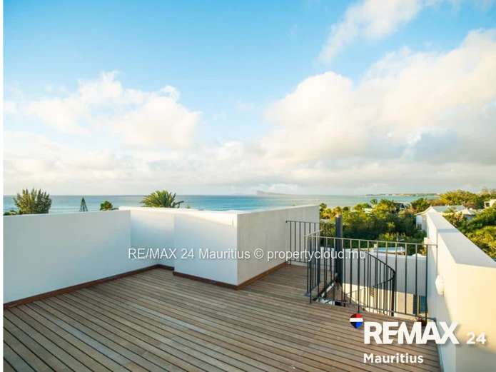 3 Bedroom Apartment At Le Savoy Apartments