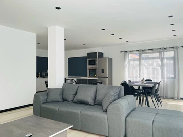 Townhouse, Duplex de 3 Chambres