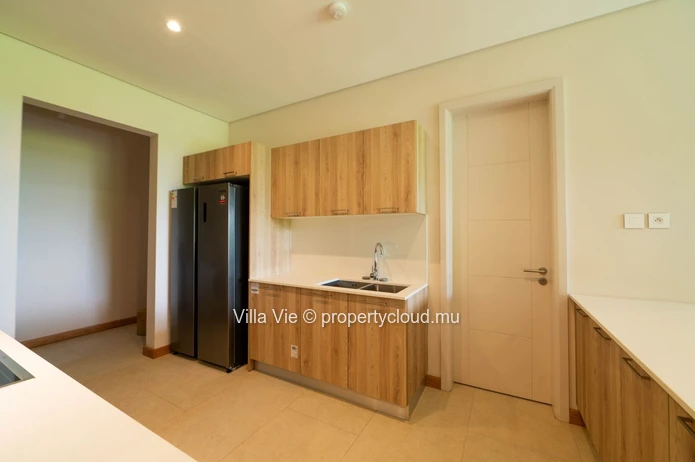 Belle Vue Harel - Spacious 4-bedroom first floor apartment (Sole Mandate)