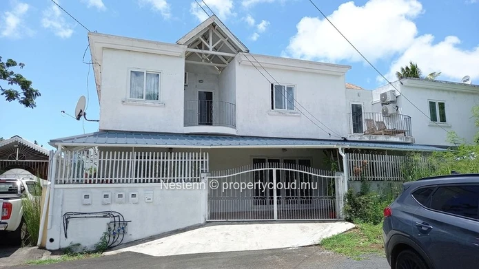 Duplex of 109.72 m2