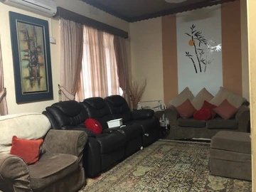 7 Bedroom House