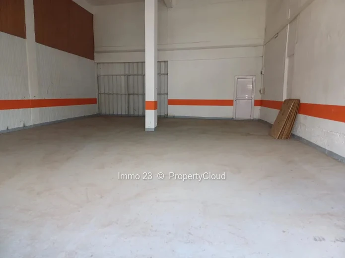 Warehouse - 180m2 - Port Louis - Ref. EN82682LO