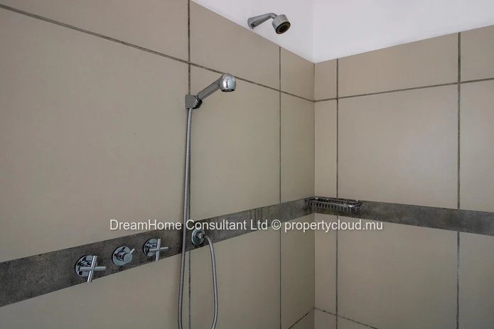 Maison familiale moderne à louer – Vue imprenable sur les montagnes ! - DISPONIBLE À PARTIR DE SEPTEMBRE !