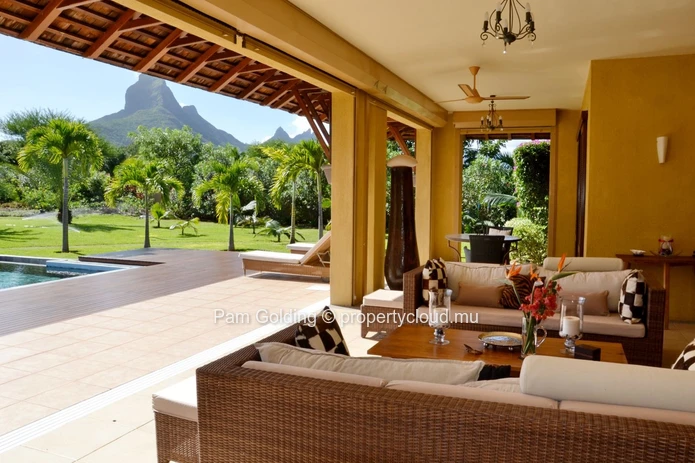 Villa de luxe de 4 chambres à Tamarin Golf Estate, île Maurice
