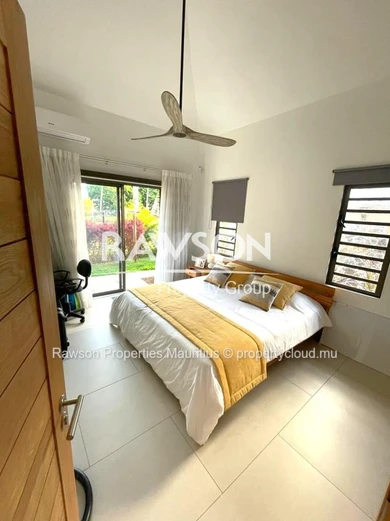 Villa 4 Chambres | Piscine Privée | Smart City De Beau Plan | Citoyens Mauriciens