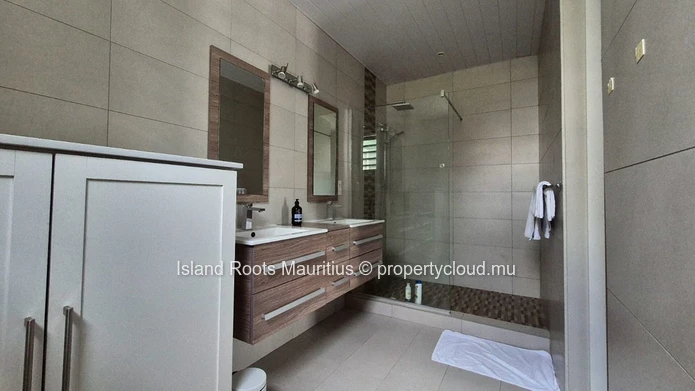 Exceptional apartment for rent in Trou aux Biches!