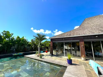 4 Bedroom Villa