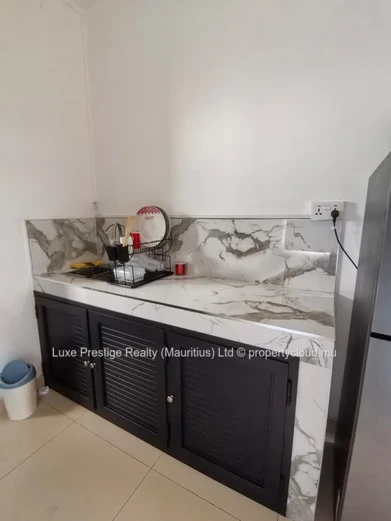 Studio meublé à Grand Baie – À pied de Super U | Toutes charges incluses
