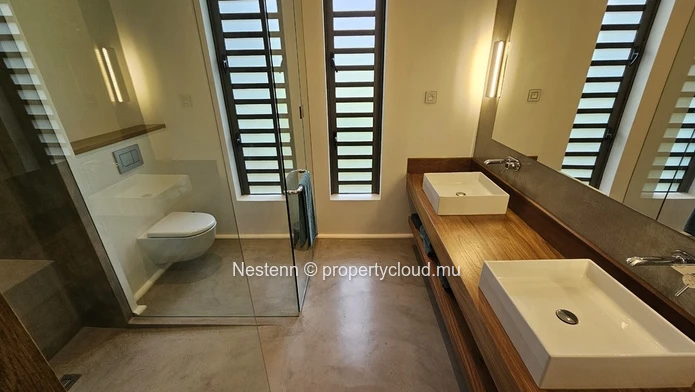 Villa moderne de 4 chambres 