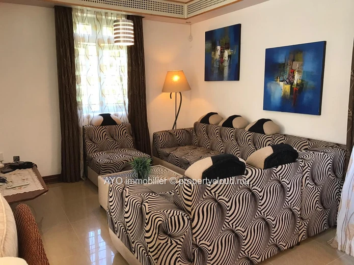Beautiful 3 beds house with pool,garden not far from the beach in Calodyne