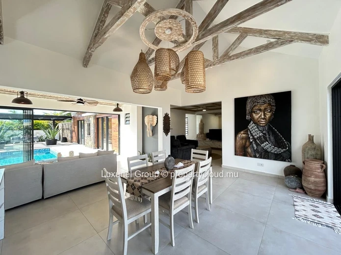 Élégante villa 3 suites avec jardin – Mont Mascal