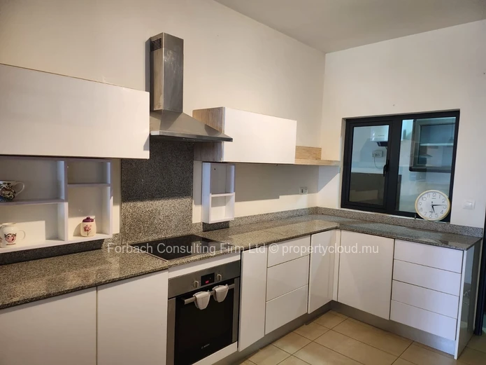 3 bedrooms apartment in Hillcrest Park,Quatre Bornes