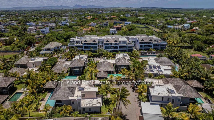 4 Bedroom Penthouse with Panoramic Sea View