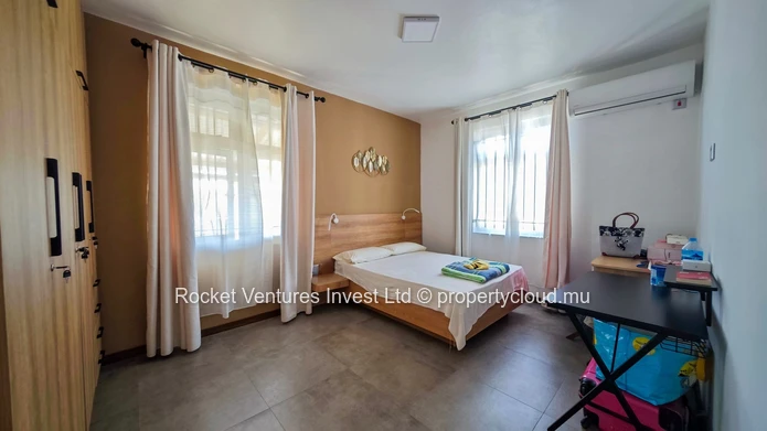 Villa Familiale avec Piscine Privée à Daruty Forest