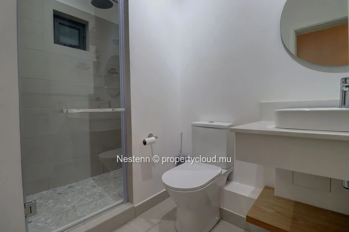 Appartement moderne & luxueux au dernier étage avec vue panoramique