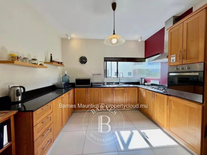 2-Bedroom Apartment in the Heart of Rivière Noire