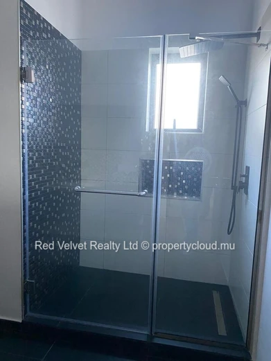 Luxueux penthouse en duplex à vendre à Sodnac, Quatre Bornes