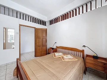 7 Bedroom House