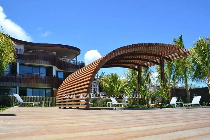 Seafront penthouse with an incredible view