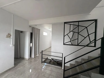 5 Bedroom Villa