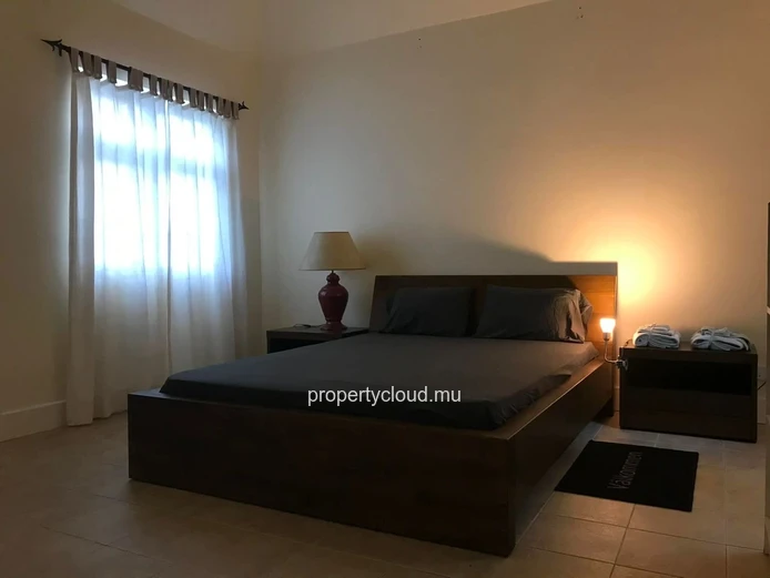 MELVILLE - Exceptional villa for rent with 4 bedrooms. – A haven of peace just steps from the beach