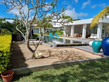 5 Bedroom Villa