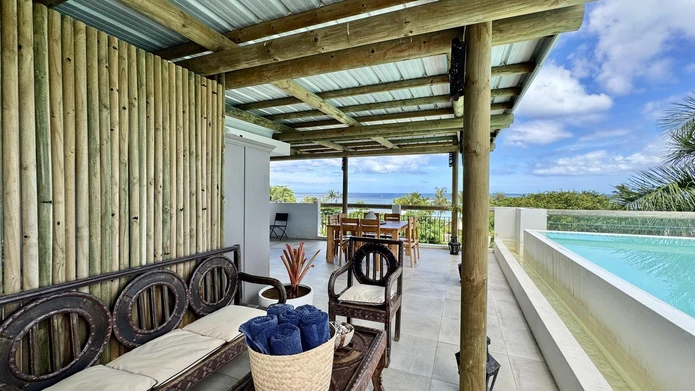 Exceptional Private Residence in La Preneuse with Panoramic Sea Views and Private Pool