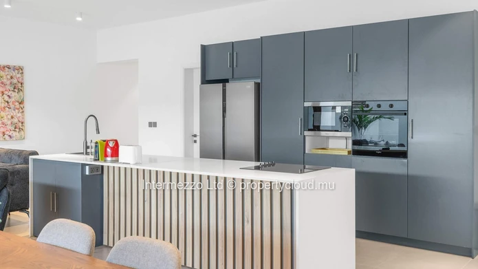 Furnished 3 En-Suite Bedroom Apartment – Pereybere, Mauritius | 201 m² | Garden & Private Plunge Pool | Airbnb 4.90/5...