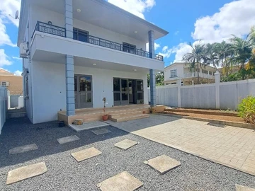 3 Bedroom Townhouse, Duplex