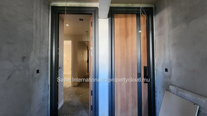 SeaView 3-Bedroom Apartment for Sale in Pereybere with rooftop shared Pool