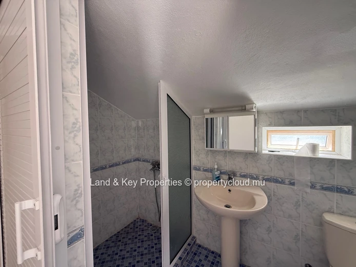    3-Bed Duplex with Rooftop | Walk to the Beach