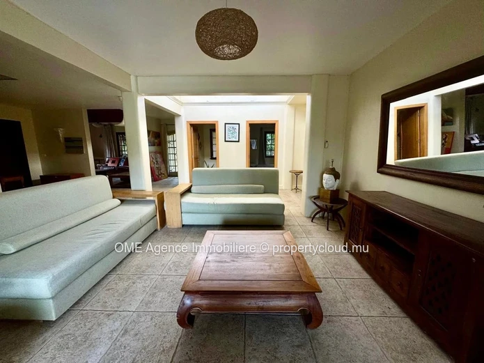 Grande villa familiale 420 m² | Piscine & vue tourelle | Black Rock - Tamarin
