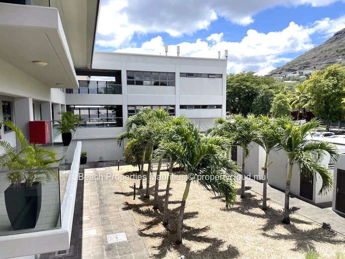 177 m² Office Suite for Rent in Prime West Coast Location