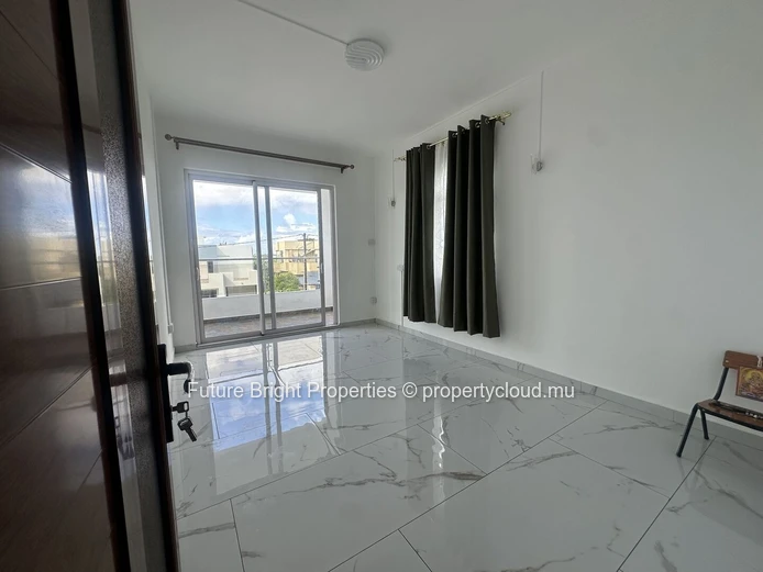 Duplex de 4 chambres à vendre à Plaine Magnien