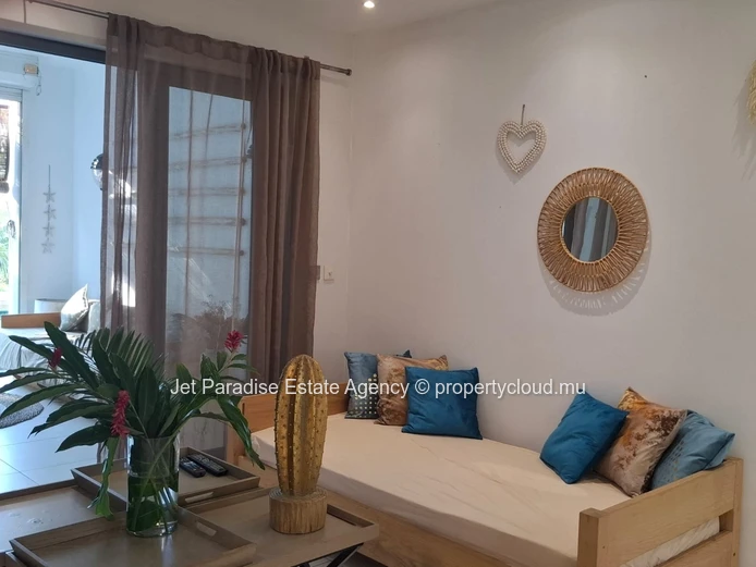 Appartement au Rez-de-Chaussée Spacieux à Deux Pas de la Plage