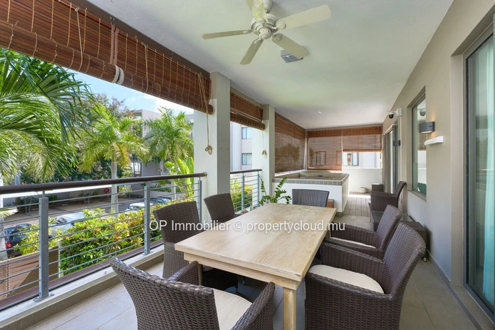 Appartement RES d exception à Bain Boeuf avec piscine privée et vue sur le lagon de Grand Baie