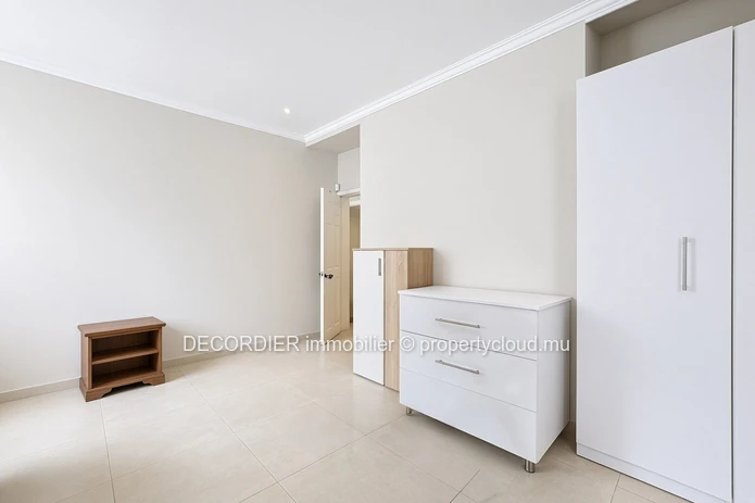 À Vendre – Belle Villa Rénovée À Beau-Bassin