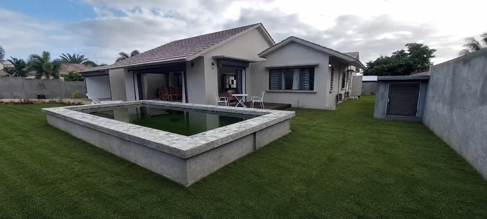 Mountain Views – Private Pool – Large Garden