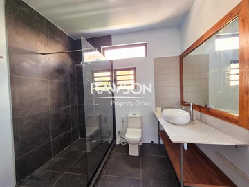3 Bedroom Townhouse, Duplex
