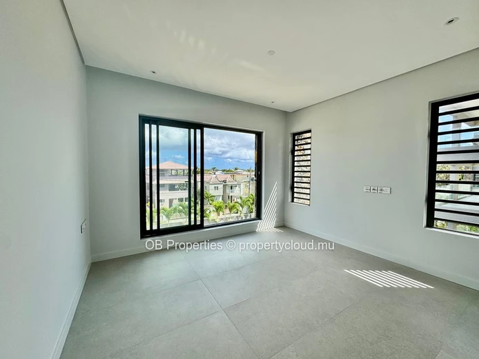 Luxury Two-Bedroom Apartments
