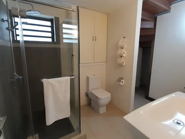 7 Bedroom Apartment